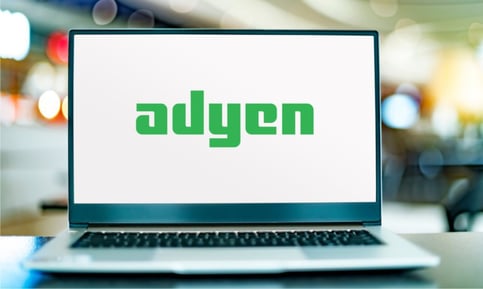 adyen-financial-product-expansion-1000x600